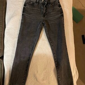 Black Pacsun Mom Jeans size 23